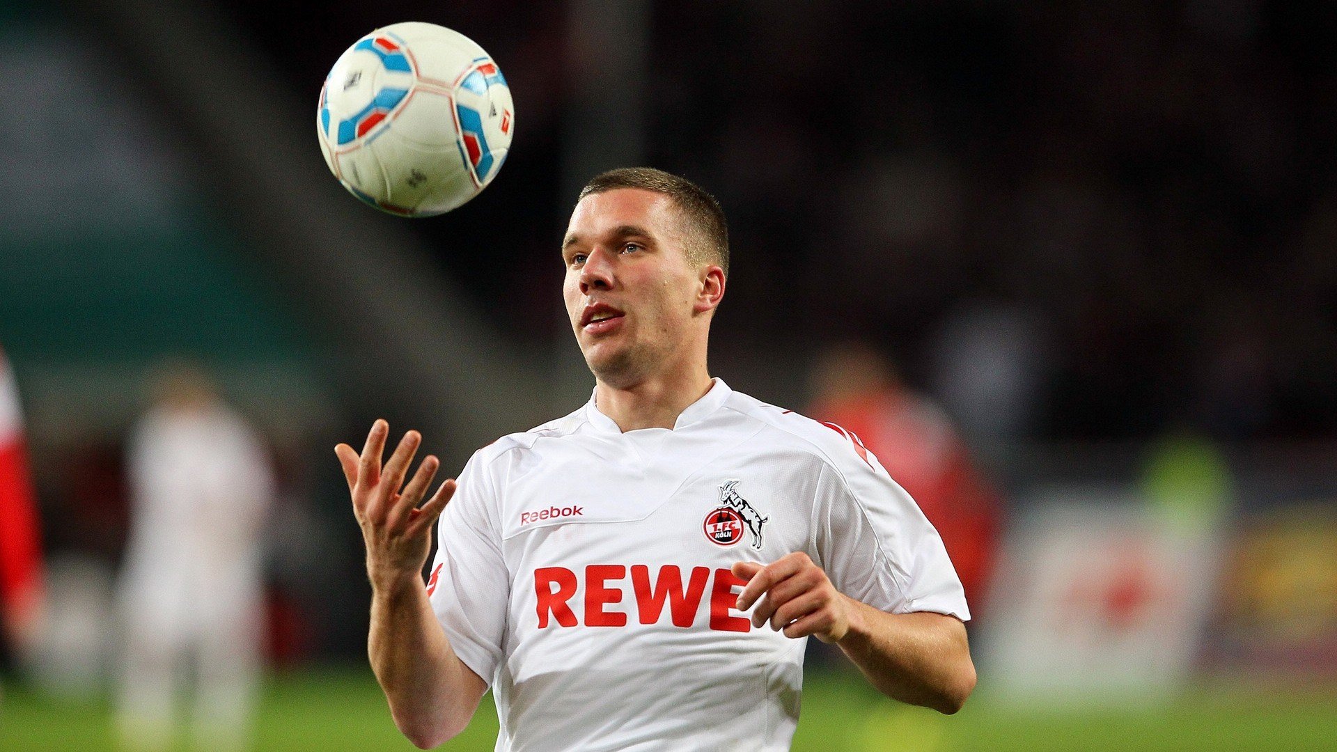 Kaiyun APP-“全球极速巡游：穿越荒漠、雪山、沙滩的赛段挑战”