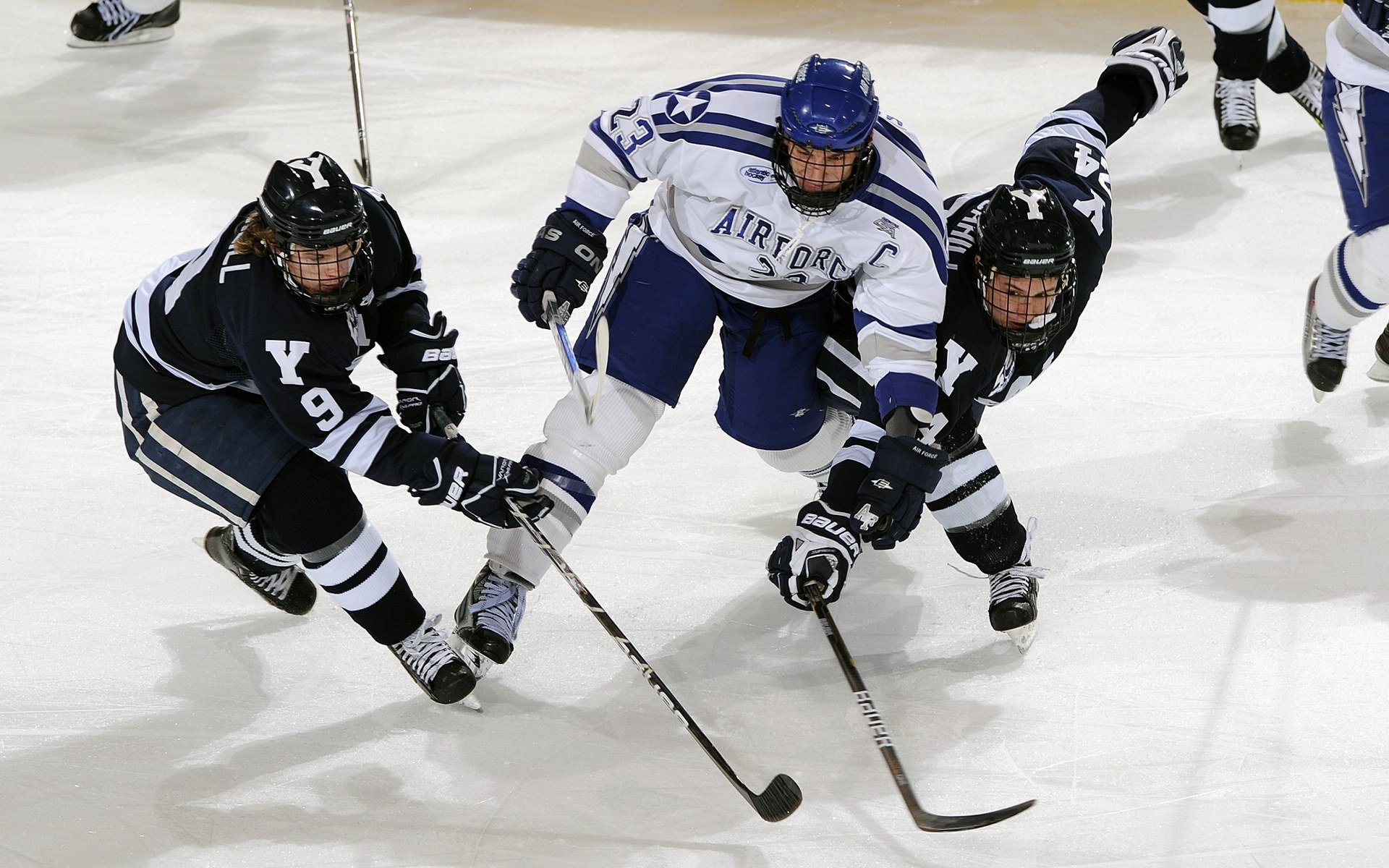 失误之殇：上海队全场20次失误，错失反超良机！，上海队队员